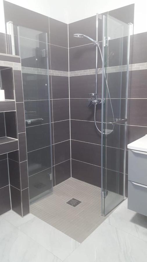 Fully Equipped Apartment 3 Rooms 5 Bed هامبورغ المظهر الخارجي الصورة