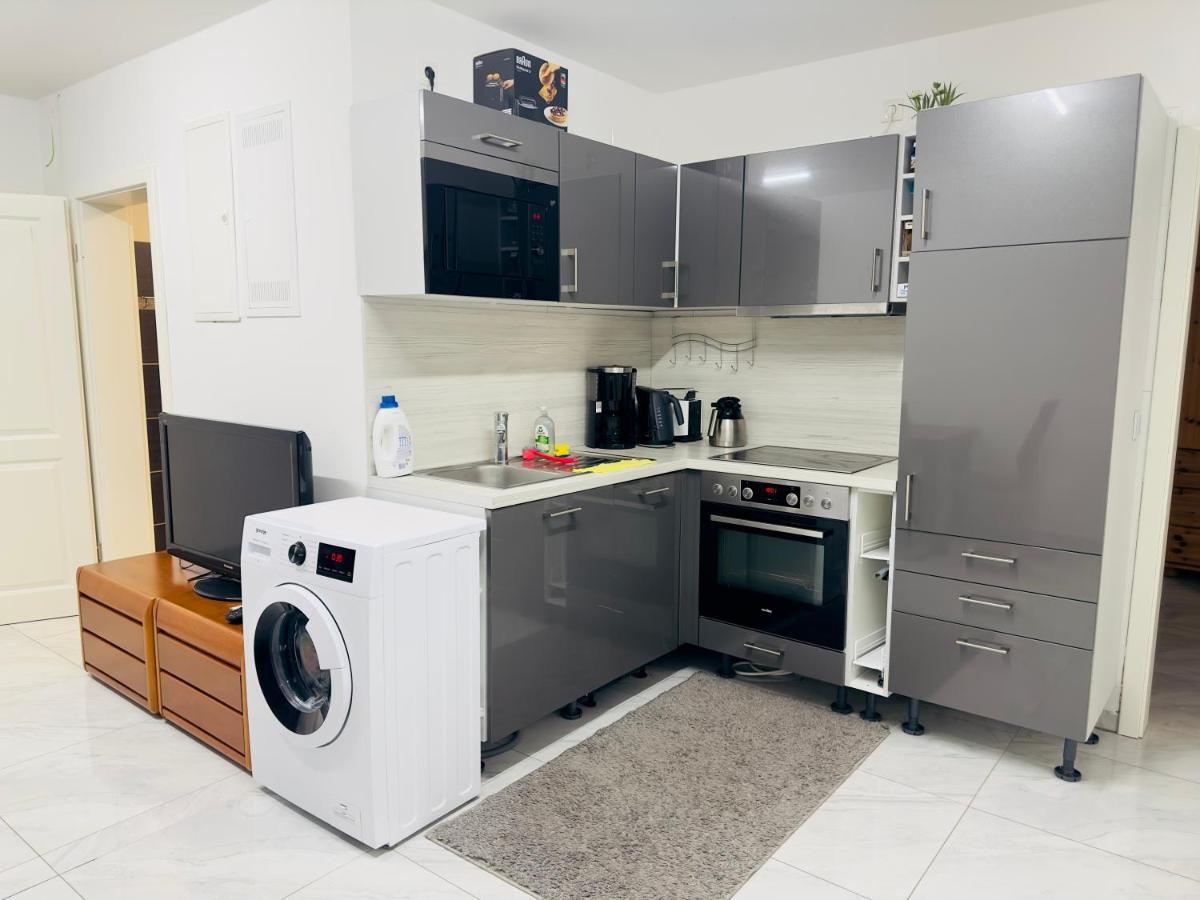 Fully Equipped Apartment 3 Rooms 5 Bed هامبورغ المظهر الخارجي الصورة